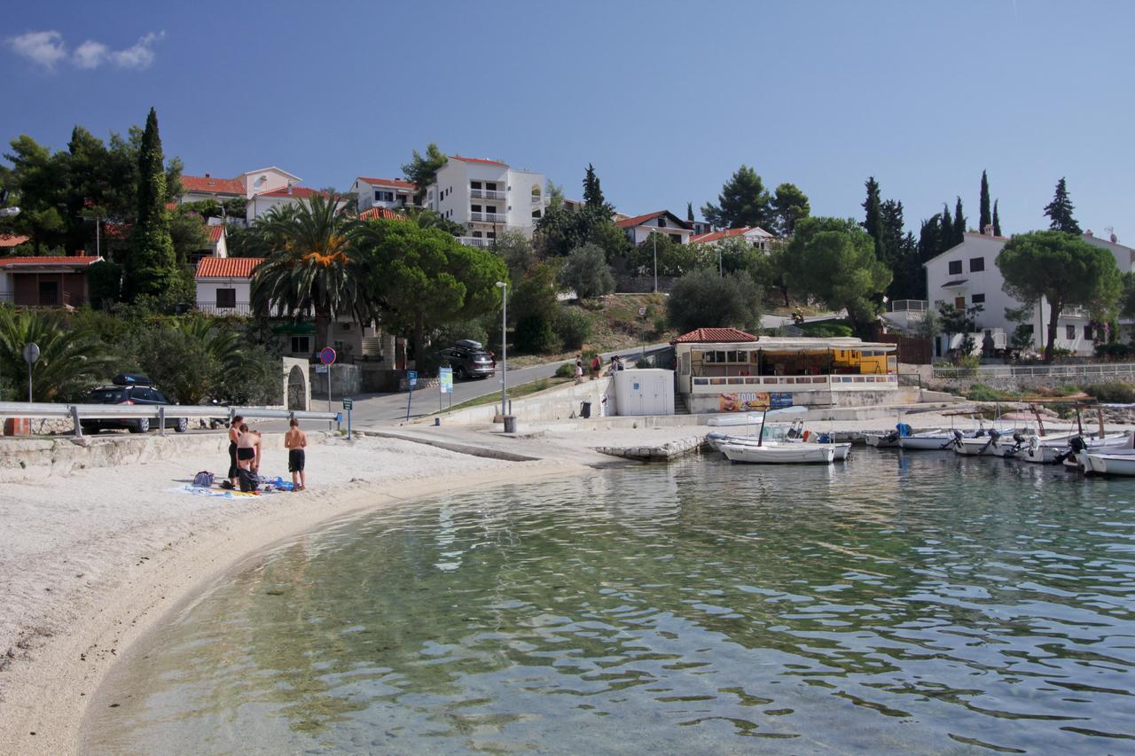Apartments Simac Trogir Buitenkant foto